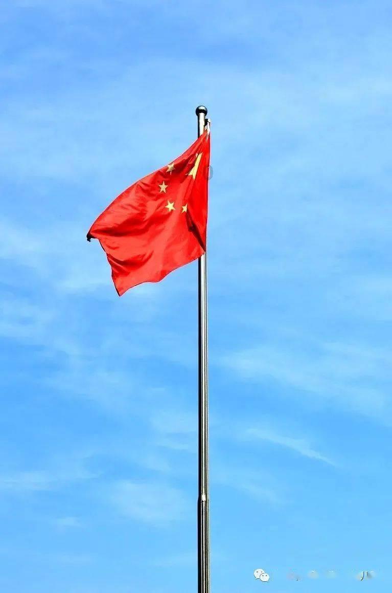 升空的愤怒奶奶